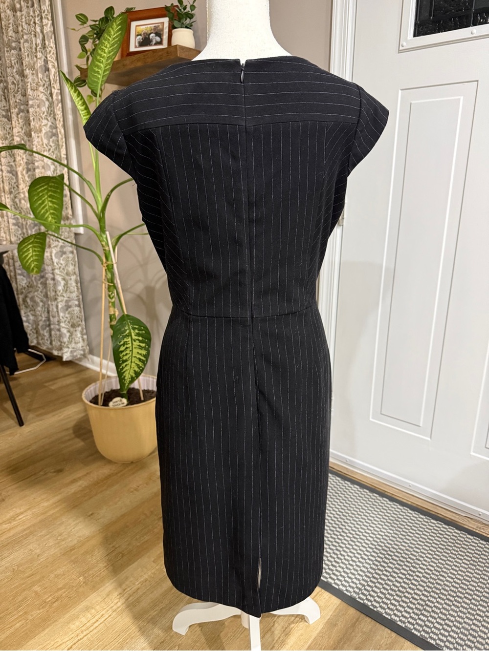 ANTONIO MELANI Black Pinstripe Midi Sheath Dress size 14 - Picture 2 of 5